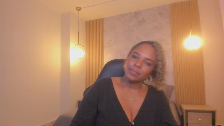 AyanaBrown's Streamate show and profile