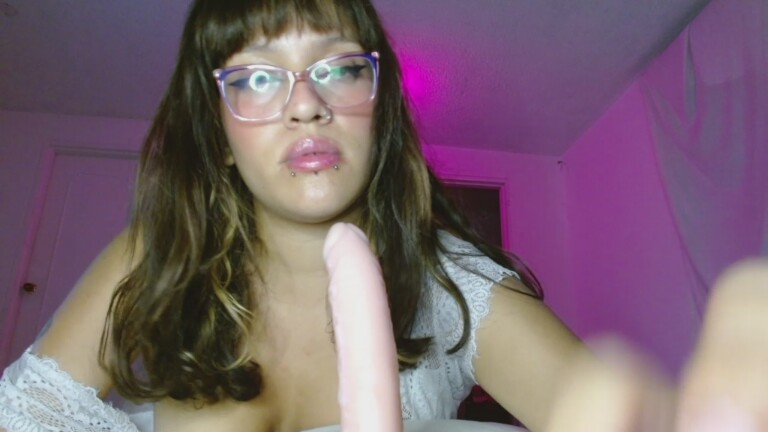 Lya_Pink's Streamate show and profile