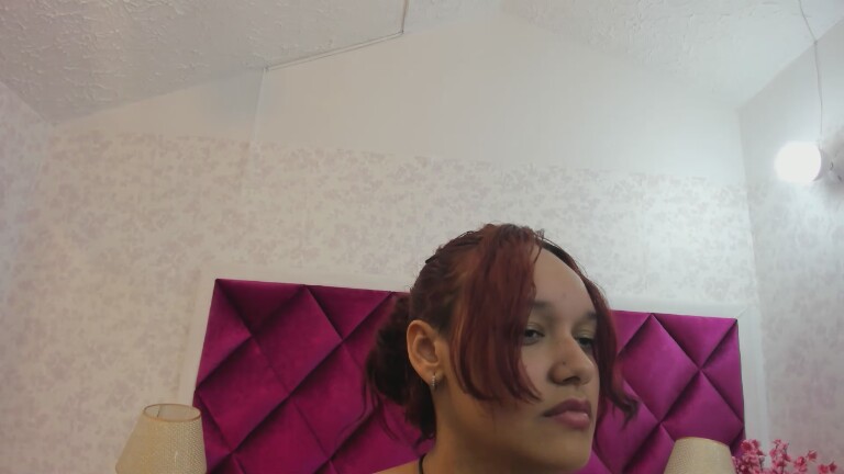 LehayHadid's Streamate show and profile