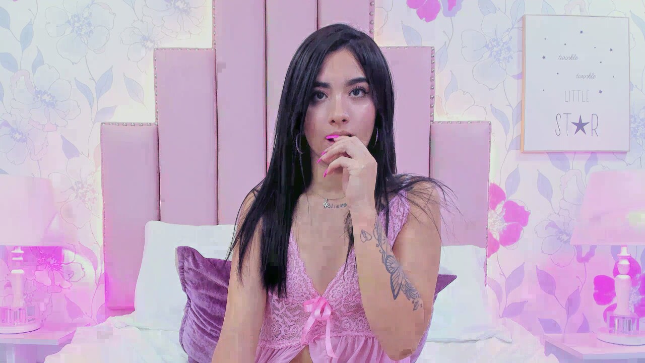 LauraaDoll