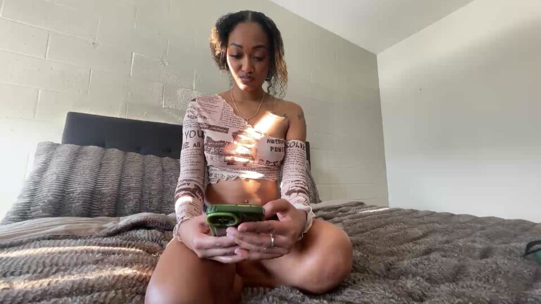 JadeDillin's Streamate show and profile