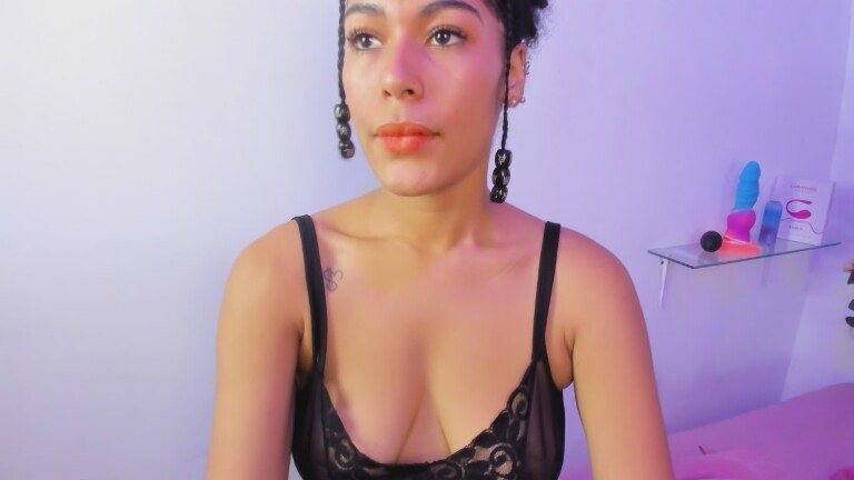 BaddieDelayla's Streamate show and profile