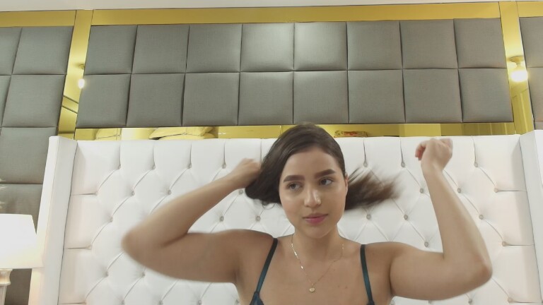 KiaraDiaz's Streamate show and profile