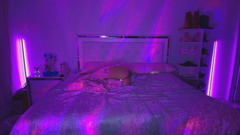 Ambersnowxoxoxo's Streamate show and profile