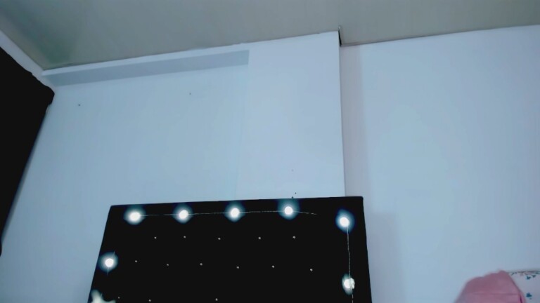 violetadums's Streamate show and profile