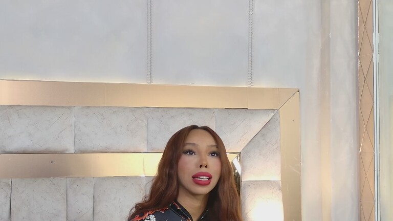 EmmyJackson's Streamate show and profile