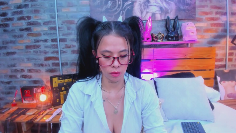 ToryStClair's Streamate show and profile