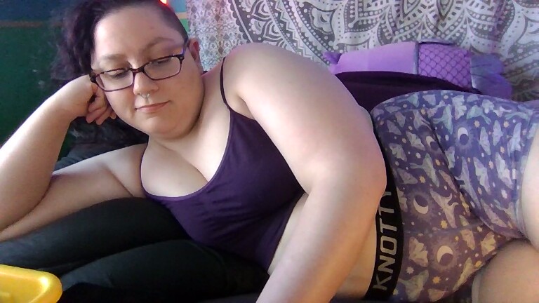 CuddlyLittleDemon's Streamate show and profile