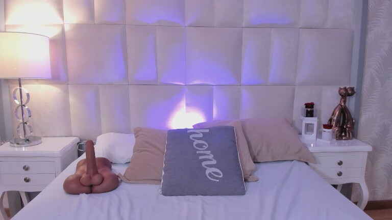 CoralMorgan's Streamate show and profile