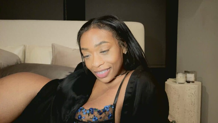 imanibabyXO's Streamate show and profile