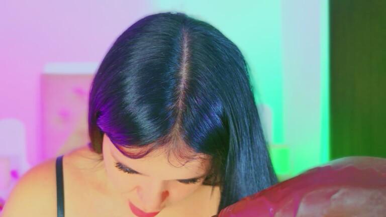 CharlootteEvans's Streamate show and profile