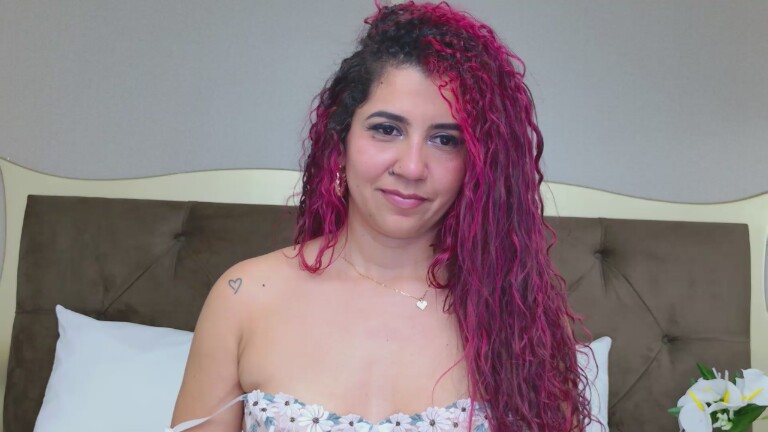 AntonelaRiveiro's Streamate show and profile