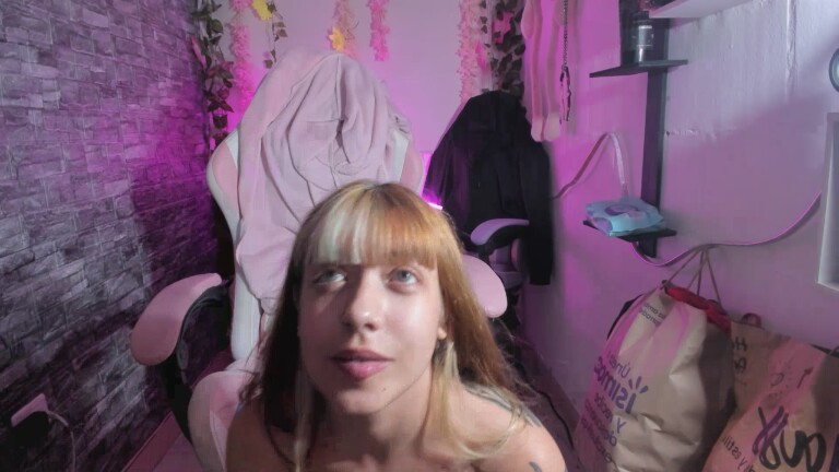 Pamela_Jhonsons's Streamate show and profile