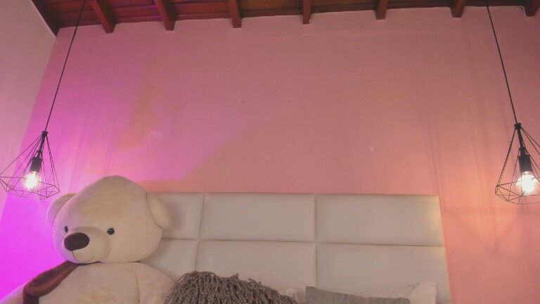 AdelleGrey's Streamate show and profile