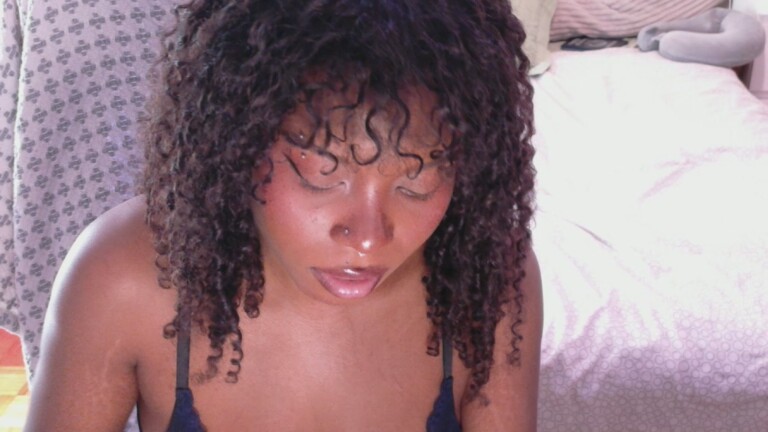 SparklingSoleil's Streamate show and profile