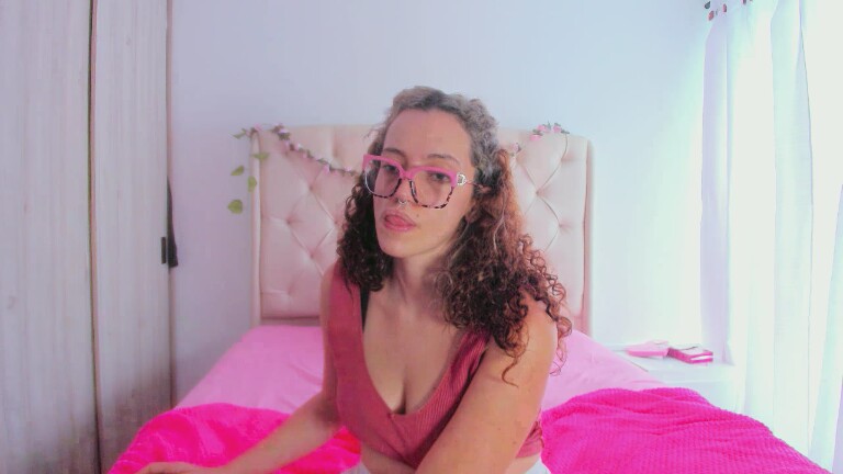 AliceKizar's Streamate show and profile