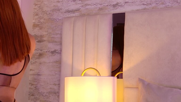 AlessiaDicarloo's Streamate show and profile