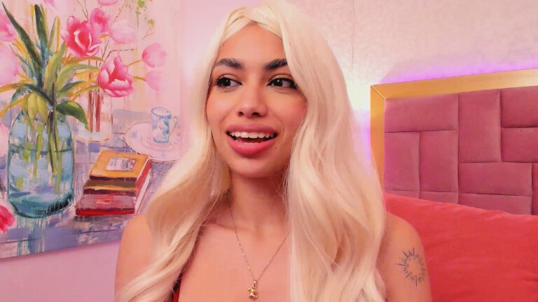 AnnieAdaams's Streamate show and profile