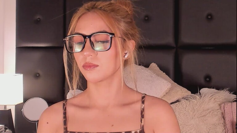 PaolaBosch's Streamate show and profile