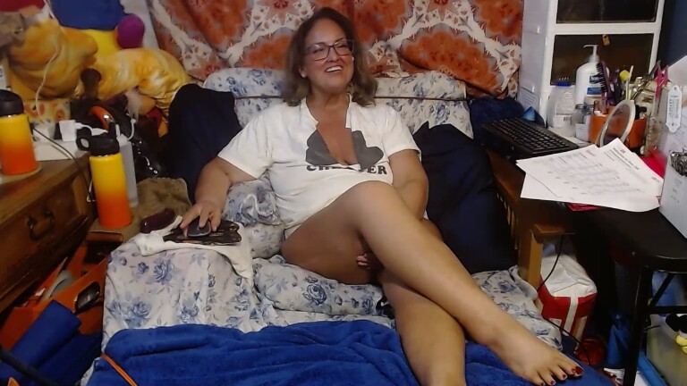 ClaudiaMidwestWife's Streamate show and profile