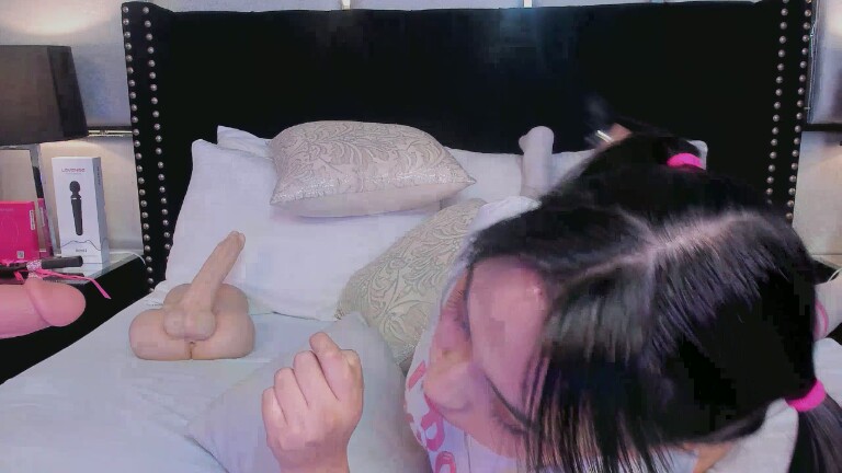 EmilyBlack69's Streamate show and profile