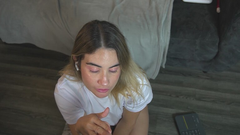 IsaBonet's Streamate show and profile