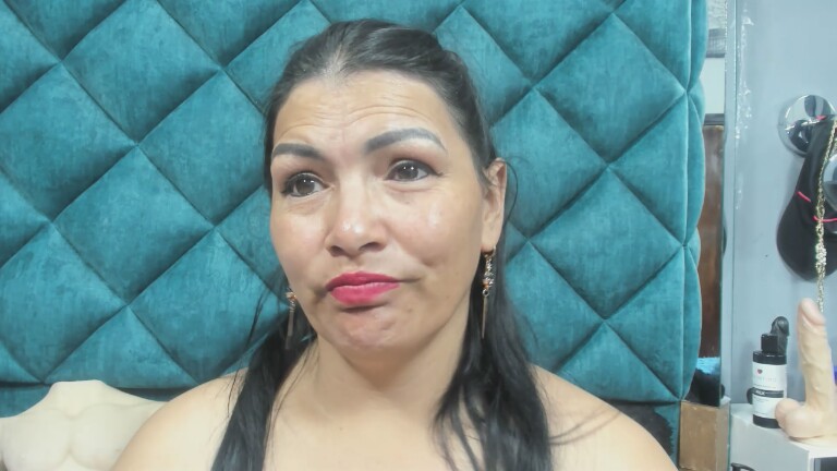 PENELOPELEWIS40's Streamate show and profile