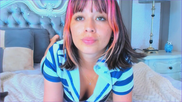 SiaSavach's Streamate show and profile