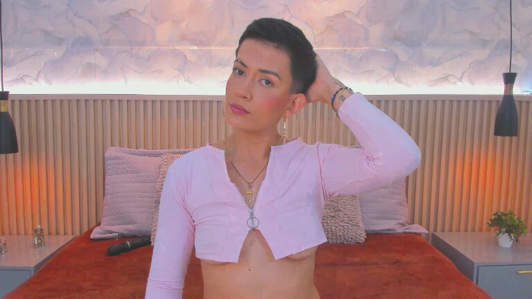 ZoeHenao's Streamate show and profile