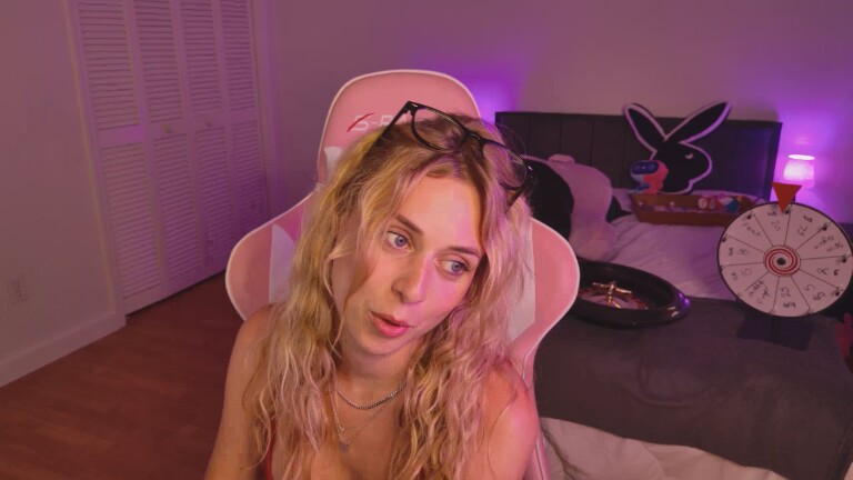 GoddessKateS's Streamate show and profile