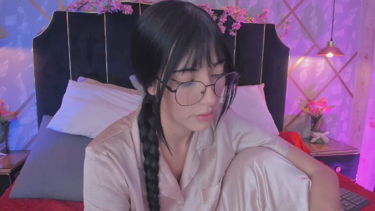 VioletaParr's Streamate show and profile