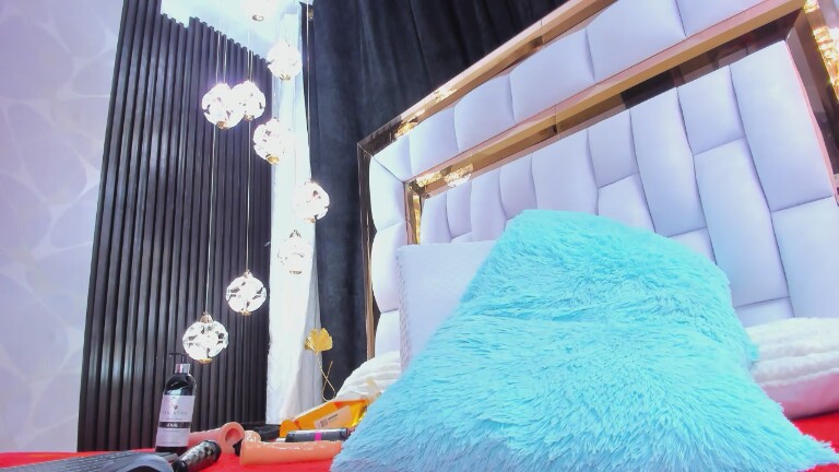 SarayRoysex's Streamate show and profile