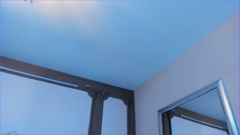 SiaSavach's Streamate show and profile