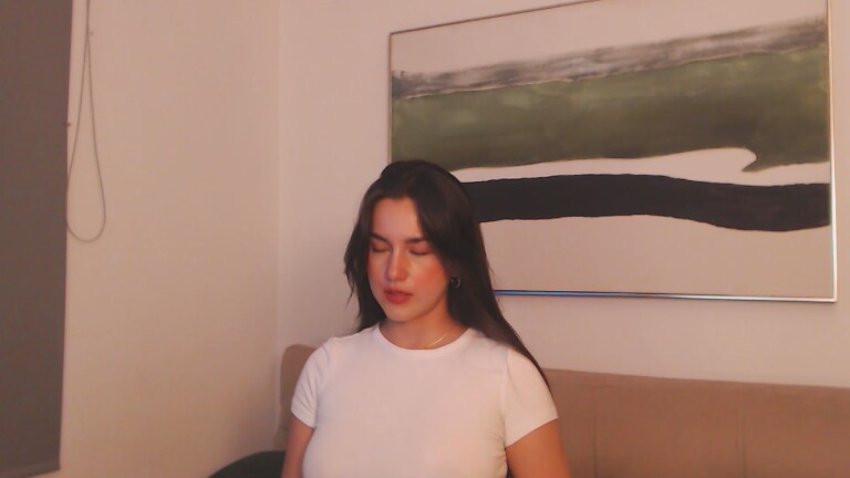 NiaMinogue's Streamate show and profile