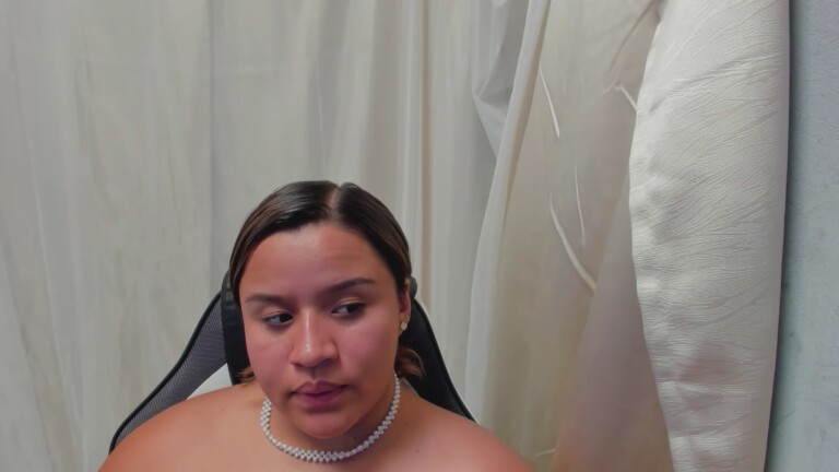 ElaBournx's Streamate show and profile